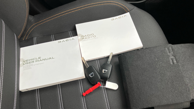 Dacia Sandero Stepway 1.0 TCe Essential 5dr Bi Fuel Hatchback